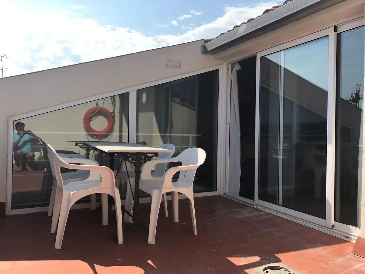 Apartaments Ample Port Marina Palamos Spain